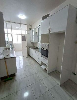 Arrenda se apartamento big wan tipo 3 com suite muito espaçoso no bairro polana cimento  avenida Julius nherere