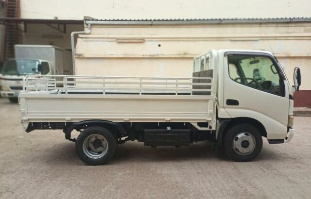 Hino Dutro 2 Toneladas – Recem Importada