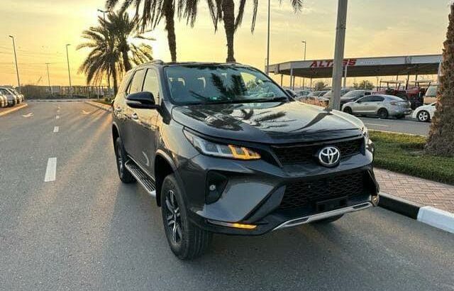 TOYOTA FORTUNER EM DUBAI