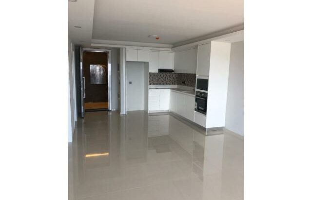 Vende-se Luxuoso Apartamento T1 com vista ao mar no Park Moza