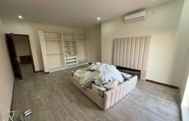 Arrenda-se Luxuosa Moradia T4 no bairro do zimpeto