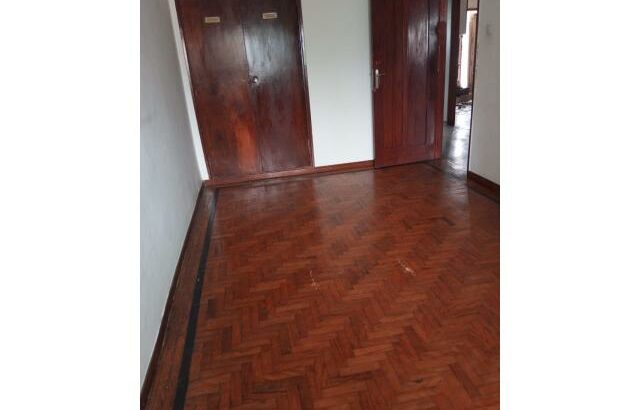 Arrenda-se Apartamento T3 no Alto-maé Belita