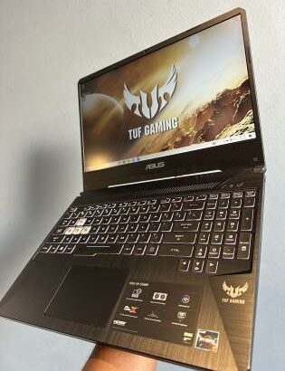 Asus TUF Gaming  ( Equivalente a Core I7  11 TH Gen)AMD RYZEN 7 3750H With Radeon Vega Mobile GFX (8 Cpus)2.30 GHZ, 16 GB DDR4 SDRAM,512 GB SSD, 15.6