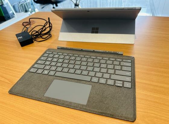 ✨*Executive Laptop Surface Pro 7 Desmontavel  Touchscreen* ✨*Intel Core I7-1065G7 1.30 GHZ 10Th Gen  (08 CPUs) 13.3 Polegadas * ✨*Face ID + FingerPrin