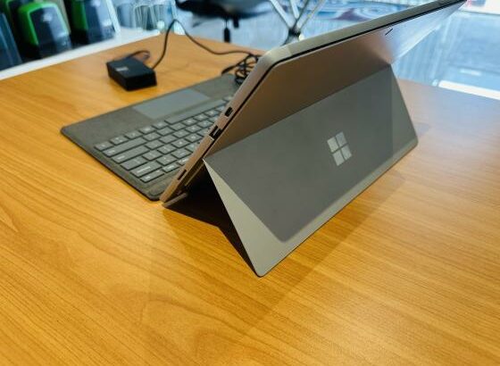 ✨*Executive Laptop Surface Pro 7 Desmontavel  Touchscreen* ✨*Intel Core I7-1065G7 1.30 GHZ 10Th Gen  (08 CPUs) 13.3 Polegadas * ✨*Face ID + FingerPrin