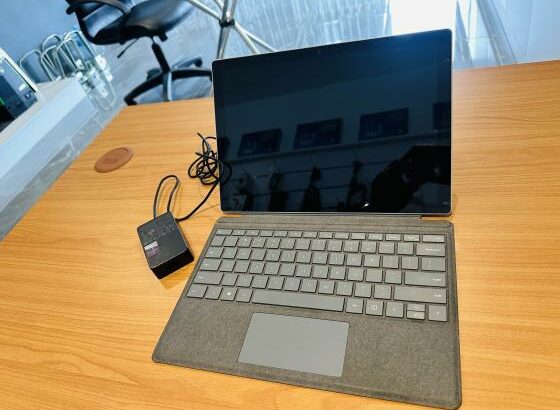 ✨*Executive Laptop Surface Pro 7 Desmontavel  Touchscreen* ✨*Intel Core I7-1065G7 1.30 GHZ 10Th Gen  (08 CPUs) 13.3 Polegadas * ✨*Face ID + FingerPrin