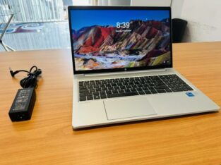 HP ProBook 450 G8 Notebook PC Intel Core i5-1135G7 11ª Geração, 8 GB DDR4 SDRAM, 256 GB SSD Ultra fast NVME,Intel iris XE Graphics, 15.6 POLEGADAS Tec