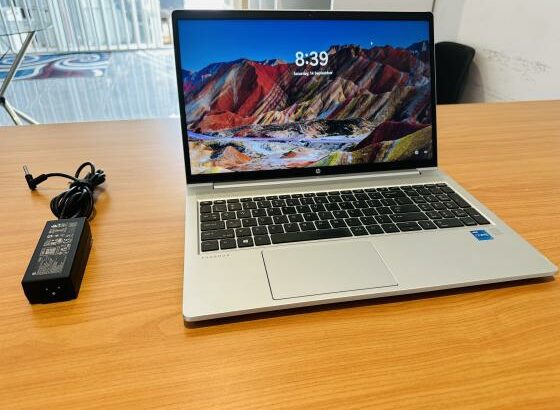 HP ProBook 450 G8 Notebook PC Intel Core i5-1135G7 11ª Geração, 8 GB DDR4 SDRAM, 256 GB SSD Ultra fast NVME,Intel iris XE Graphics, 15.6 POLEGADAS Tec