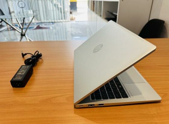 HP ProBook 450 G8 Notebook PC Intel Core i5-1135G7 11ª Geração, 8 GB DDR4 SDRAM, 256 GB SSD Ultra fast NVME,Intel iris XE Graphics, 15.6 POLEGADAS Tec