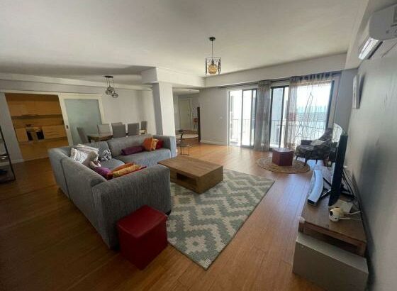 Vende-se luxuoso apartamento no Maresia T3