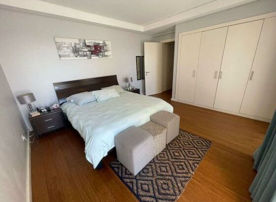 Vende-se luxuoso apartamento no Maresia T3