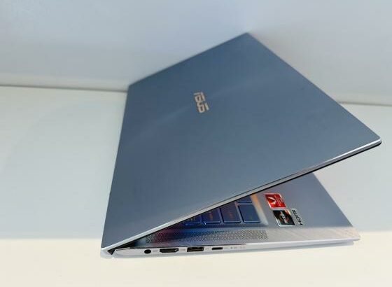 ✨Lap Top Semi-Novo  *Executive and Graphics Laptop  Asus Zen Book UX43DA  MAGIC TouchPad * ✨*AMD RYZEN 7 3700 2.30 GHZ 11 TH Gen  (08 CPUs)Generation