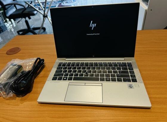 *Laptop Super Executivo* *HP EliteBook 840 G7* 10th Geração Intel Core i5-10310U CPU @ 1.70GHz (8 CPUs) With turbo boost up to 3.9GHz*, 16GB DDR4 SDRA