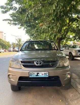 Toyota Fortuner 2007 Manual