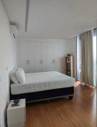 Vende-se super apartamento do tipo 4 no condomínio zen na Av Marginal.