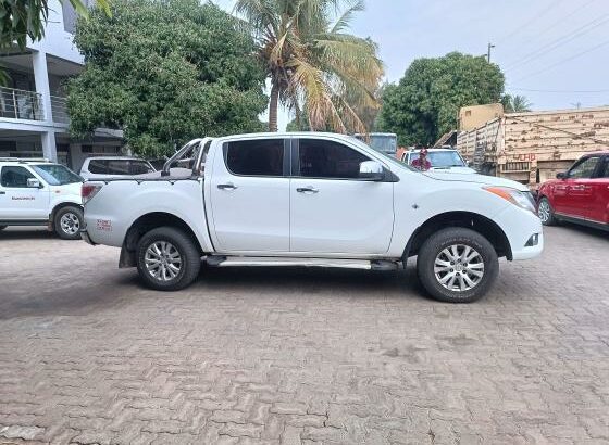 Mazda BT-50 2013 Manual 4×4