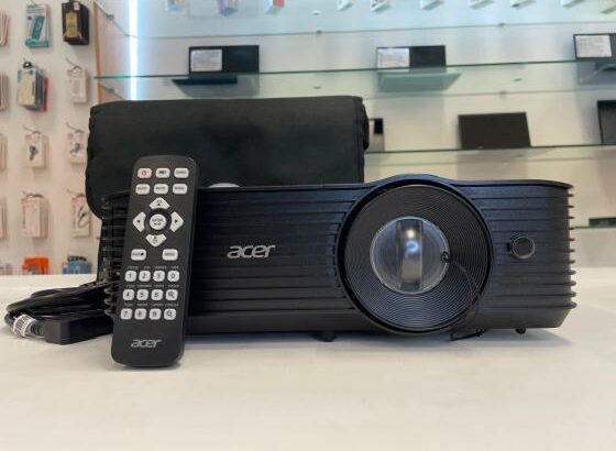 Projector Acer X1228i DLP DNX1911 Wireless XGA 4500Lumens