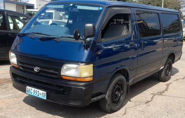 Toyota Hiace (mini bus) – Recem Importada