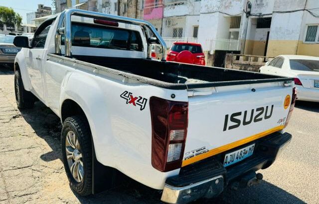 ISUZU KB – RECEM IMPORTADA