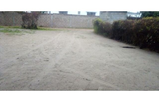 Costa Sol Terreno: 17/33 (25 Metros Estrada Cont. Av. Marginal)