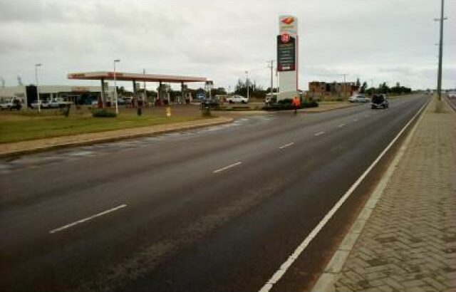 Chiango Frente Bombas da Petromoc: Terreno 20/25