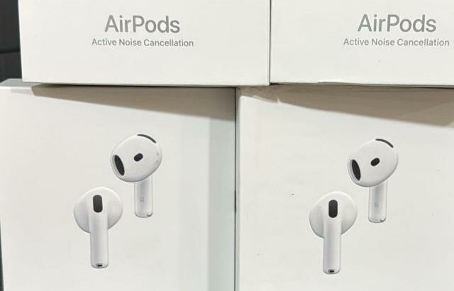 AirPods 4 with active noise cancellation ( selados )