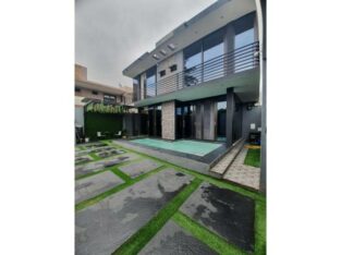 Arrenda-se Luxuosa Moradia Duplex T2 no triunfo