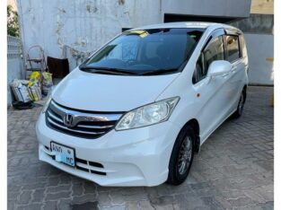 HONDA FREED RECEM IMPORTADO