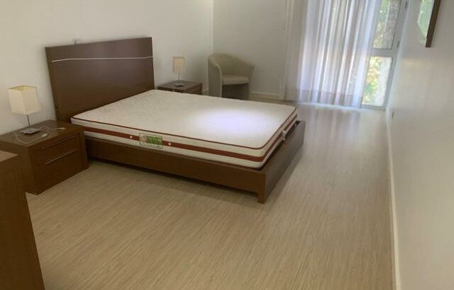 Condomínio Miradouro Arrendo Luxuoso Apartamento T3 mobilado