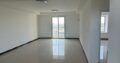 Vende-se Luxuoso Apartamento T3 no condomínio vila sol