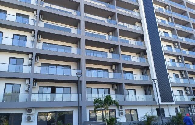 Arrenda-se Luxuoso Apartamento T2 mobilado no condomínio Palmeira