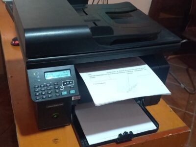 Impressora HP Laserjet Pro M1212fn- 847315627