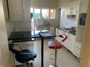 Vende-se Remodelado Apartamento Tipo 3 na Sommershield_Av. Mao Tse Tung/Rua de Tchamba