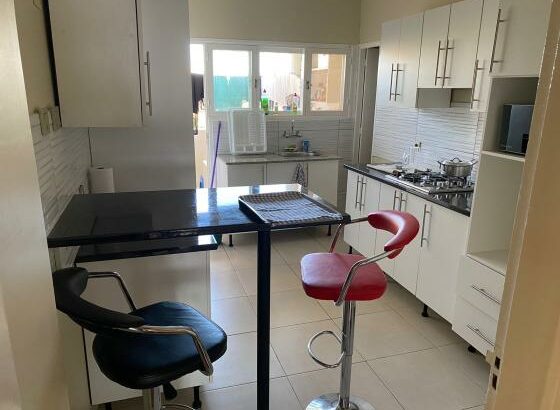 Vende-se Remodelado Apartamento Tipo 3 na Sommershield_Av. Mao Tse Tung/Rua de Tchamba