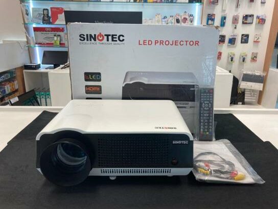 Projetor SinOTec SP J-86C LED 2.700 Lumens