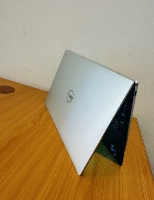 ✨Dell Notebook XPS 13-9310 Touchscreen  ✨FHD + Touchscreen  ✨13,4 polegadas ✨Intel Core i7-1185G7 3.00GHZ ✨16 GB DDR4 SDRAM ✨SSD 512 GBNVME, ✨Intel  I