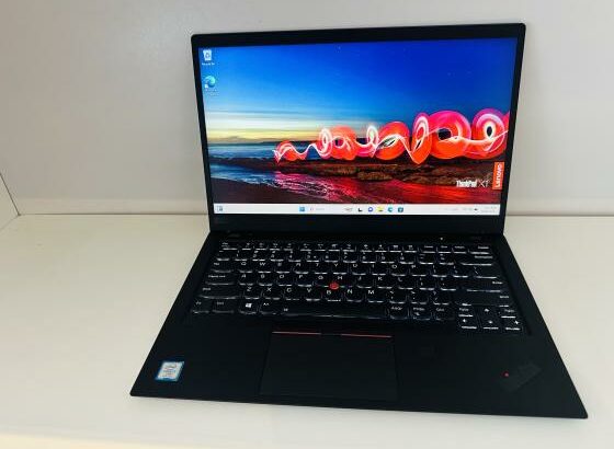 Exclusivo Lap Top Touchscreen + Pasta de Mão   Lenovo ThinkPad  X1  Carbon Touchscreen  Intel Core I7 – 8650U 1.90 GHZ,16 GB DDR4 SDRAM,256 GB SSD Ult