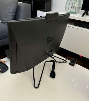 HP 200 G4 All-in-one 21.5” i5 12th 8GB RAM 256GB SSD