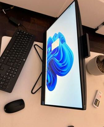 HP 200 G4 All-in-one 21.5” i5 12th 8GB RAM 256GB SSD
