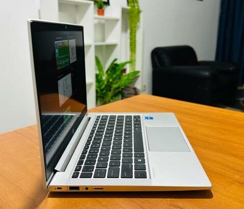 Hp Probook 430 G8 13.3” i5 11th 8GB RAM 256GB SSD