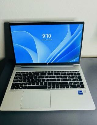 ✨*HP Probook 450 G10 * ✨13 TH gen Intel Core I5-1335U 1.30 GGZ (12Cpus) ✨8GB DDR4 SDRAM  ✨512GB SSD NVMe ✨Tela: 15.6” FHD by 1080*1920 ✨Intel UHD Grap