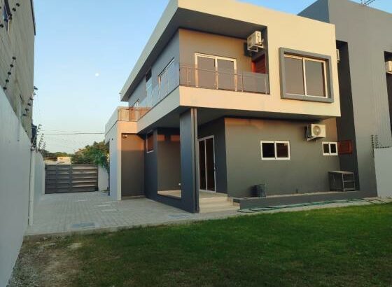 Vende-se está moradia tipo 3, no bairro de Kumbeza próximo de Nelson place