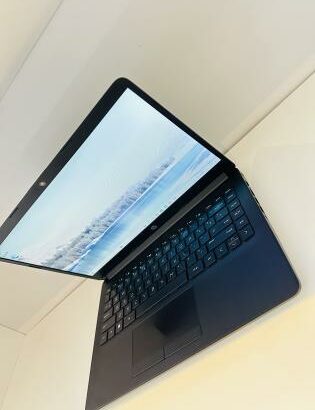 LAP Top em Promoção   HP Lap Top 14-dk1xxx fino  Tela IPS Full HD de 14 polegadas   Processador AMD 3020e Gráficos AMD Vega 3 Graphics 512 GB DDR4 de