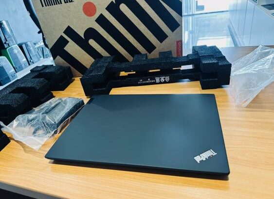 ✨*Lap Top Novo  * ✨*intel core I7-1255U 1.70 GHZ 12 TH Gen  (12 CPUs)13.3Polegadas * ✨*Reconhecimento Facial + FingerPrint* ✨*512 SSD,16 gb DDR4 SDRAM