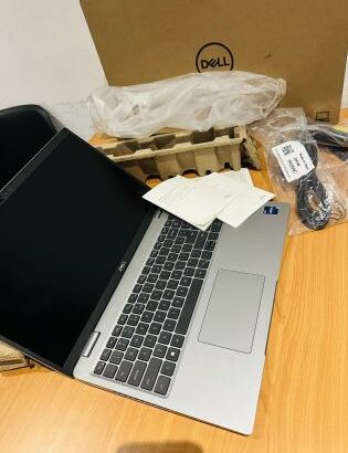 Lap Top Novo em Promoção  CORE i7 13Th Gen  ✨Dell Notebook Latitude 5540  ✨15,6 polegadas  ✨Display Full HD AG 1920 x 1080 –  ✨Intel Core i7 13ª gera