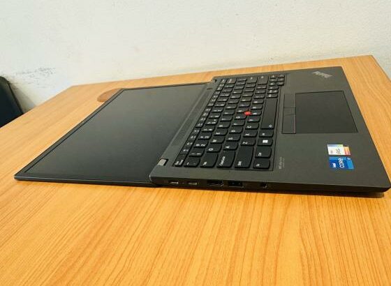 ✨*Lap Top Semi- Novo * ✨Ultrabook  Lenovo ThinkPad X13 Gen 3 Carbon + Magnesium  ✨*intel core I7-1255U 1.70 GHZ 12 TH Gen  (12 CPUs)13.3Polegadas * ✨*