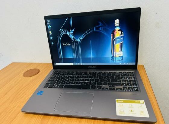 ✨Lap Top SUPER Limpo em Promoção Core i5 11TH Gen  *Asus VuvoBook X515SE * ✨ Intel Core i5-1135G7 2.40GHZ  (8CPUS ) 11TH Generation 15.6Polegadas * ✨*