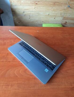 Laptop HP 250 G7 15.6” i3 10th 4GB RAM 500GB SSHD