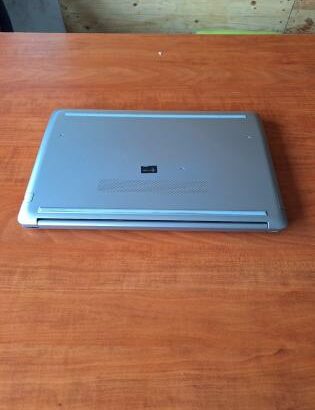 Laptop HP 250 G7 15.6” i3 10th 4GB RAM 500GB SSHD