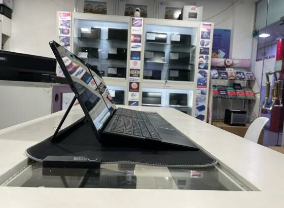 Laptop HP Pro x2 612 G2 4 2in1 12″ 4410Y 4GB 128SSD HD615 W10P